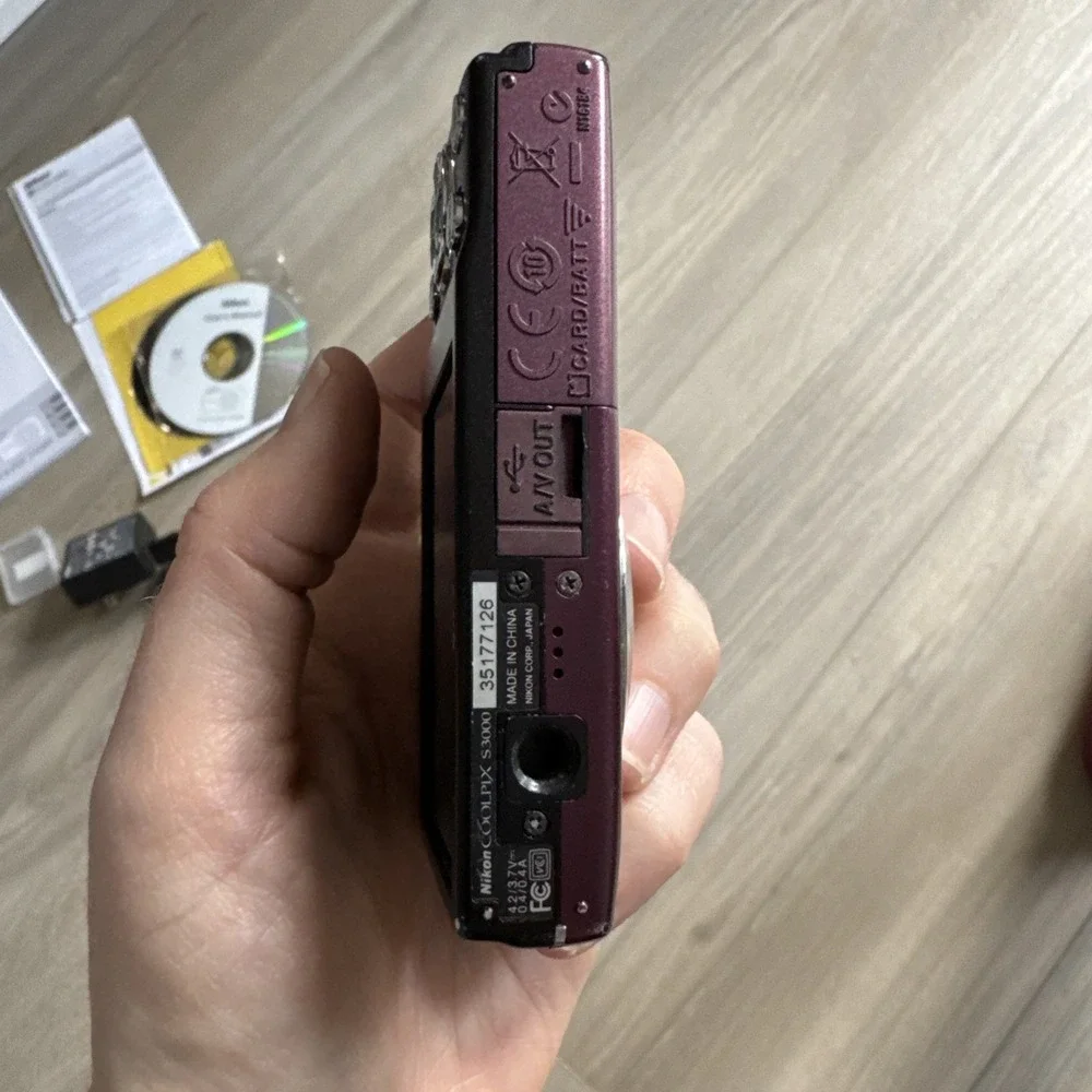 Nikon COOLPIX S3000 12.0‎ MP Digital Camera 4X Optical Zoom Plum Lens Error